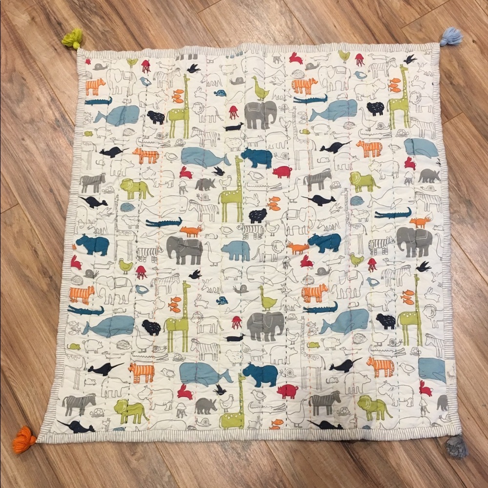 Petit Pehr Noah’s Ark Blanket with Tassels Nursery